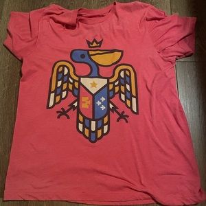 Large Pelican tee